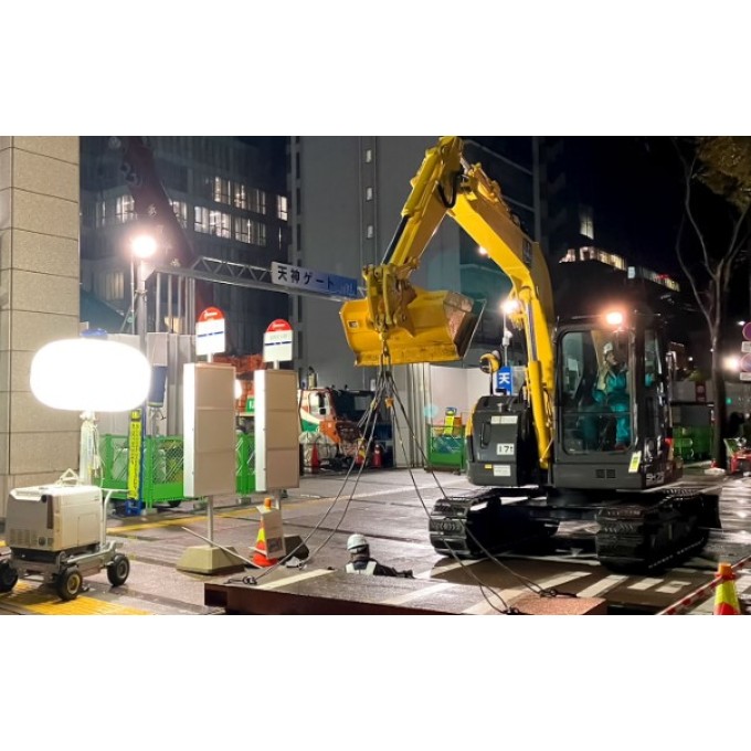 Balon iluminare constructii 800W - 110.000 lumeni – 4,4 m inaltime - cu carucior